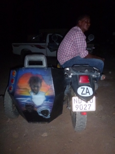 Mazar showed up the second night on his South African Kawasaki KLS fitted with a sidecar. Now that is a rarity; the first we had seen in Africa.  Not a good picture - too dark. There's a better one at http://pikipiki.co.za. Sidecar unit left behind by a South African couple.